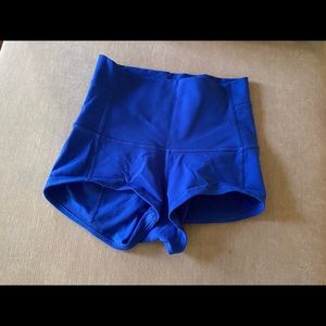 Lululemon women’s spandex shorts